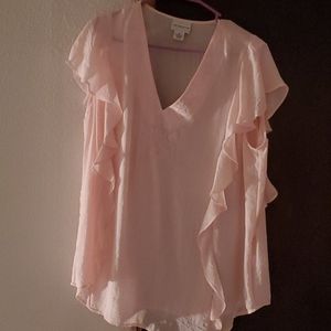 Light pink sleeveless top